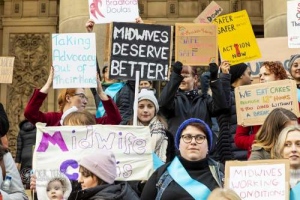 marchwithmidwives_leeds_003