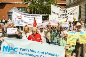 costofliving_protest_nationalpensionersconvention_Leeds_005