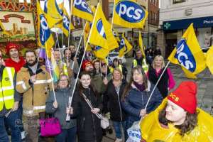 PCSunion_strike_rally_Durham_024