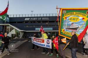 PandOferries_protest_Hull_016