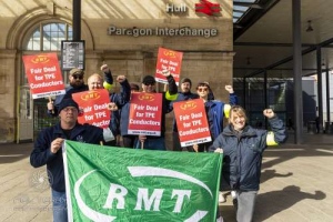 Tranpennine Express RMT Strike, Hull. 10.04.2022