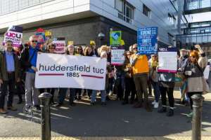 kirkleescollege_strike_huddersfield_003